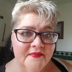 Meet your Posher, Sherry